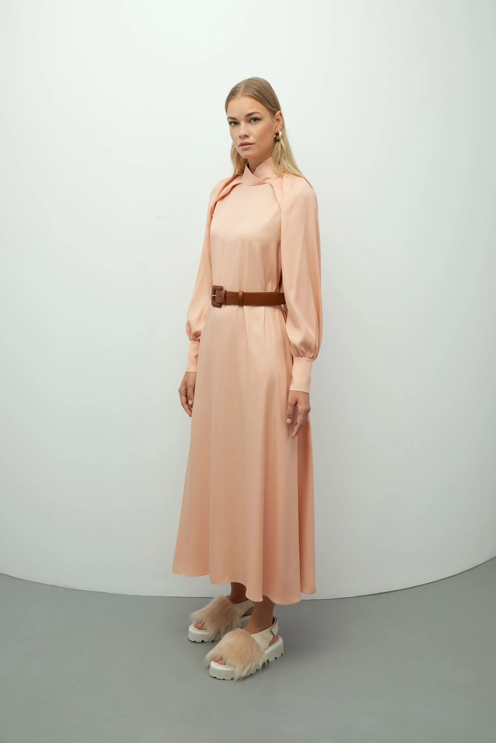 Baqa Collar Detail Belted Dress Powder