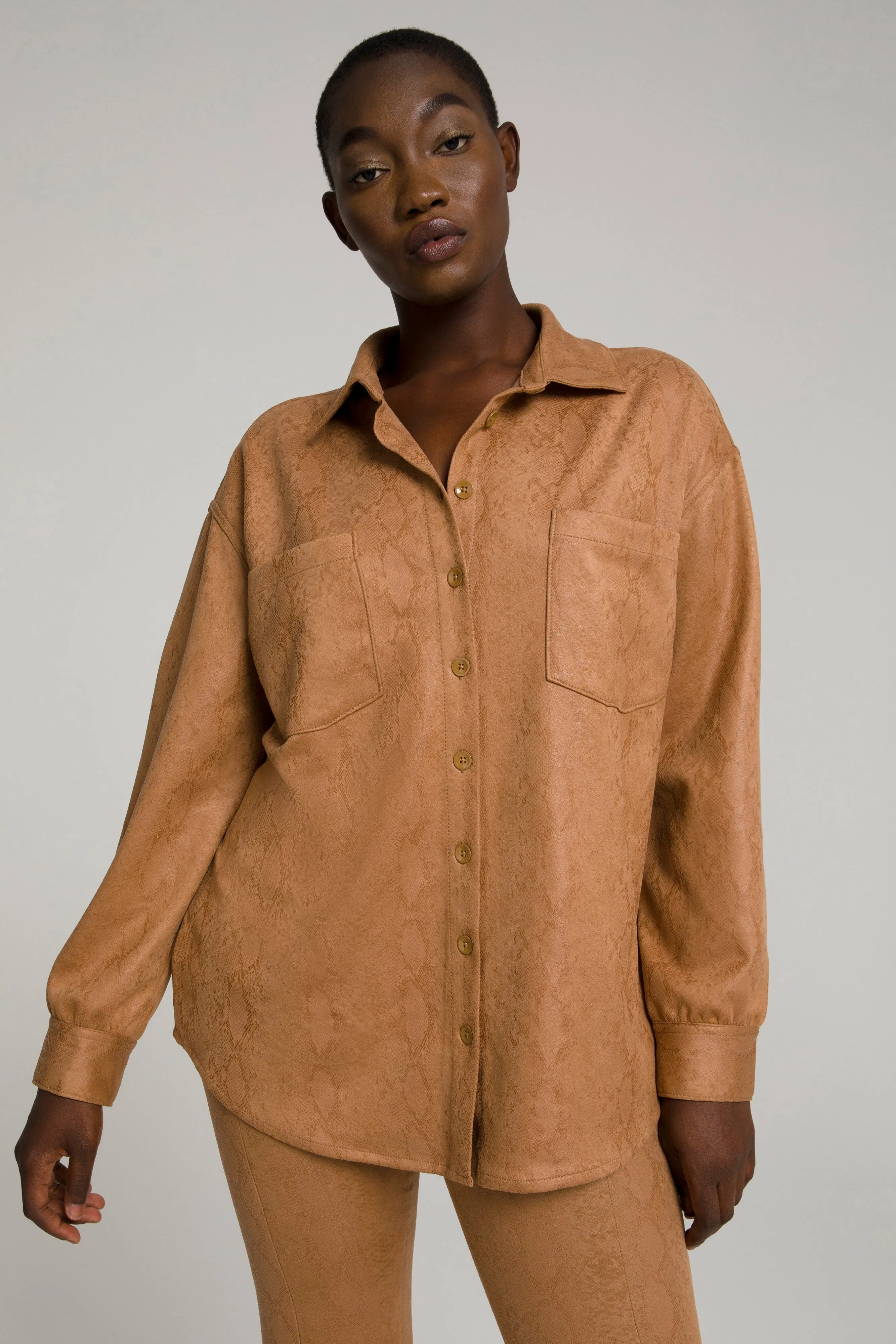 GOOD SUEDE SHACKET | COGNACSNAKE001