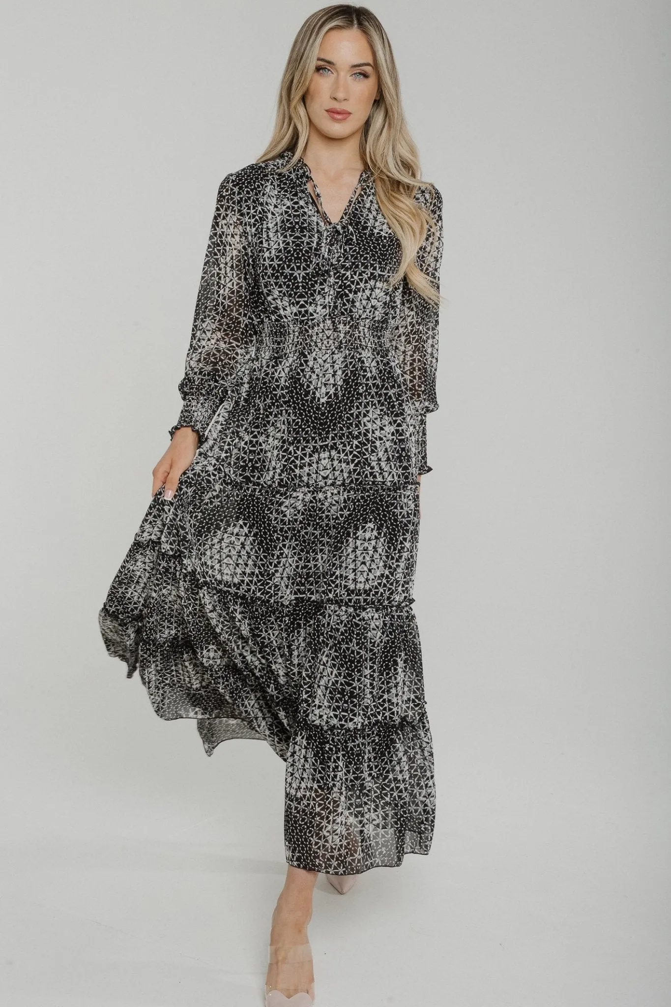 Lydia Tiered Midi Dress In Black Print