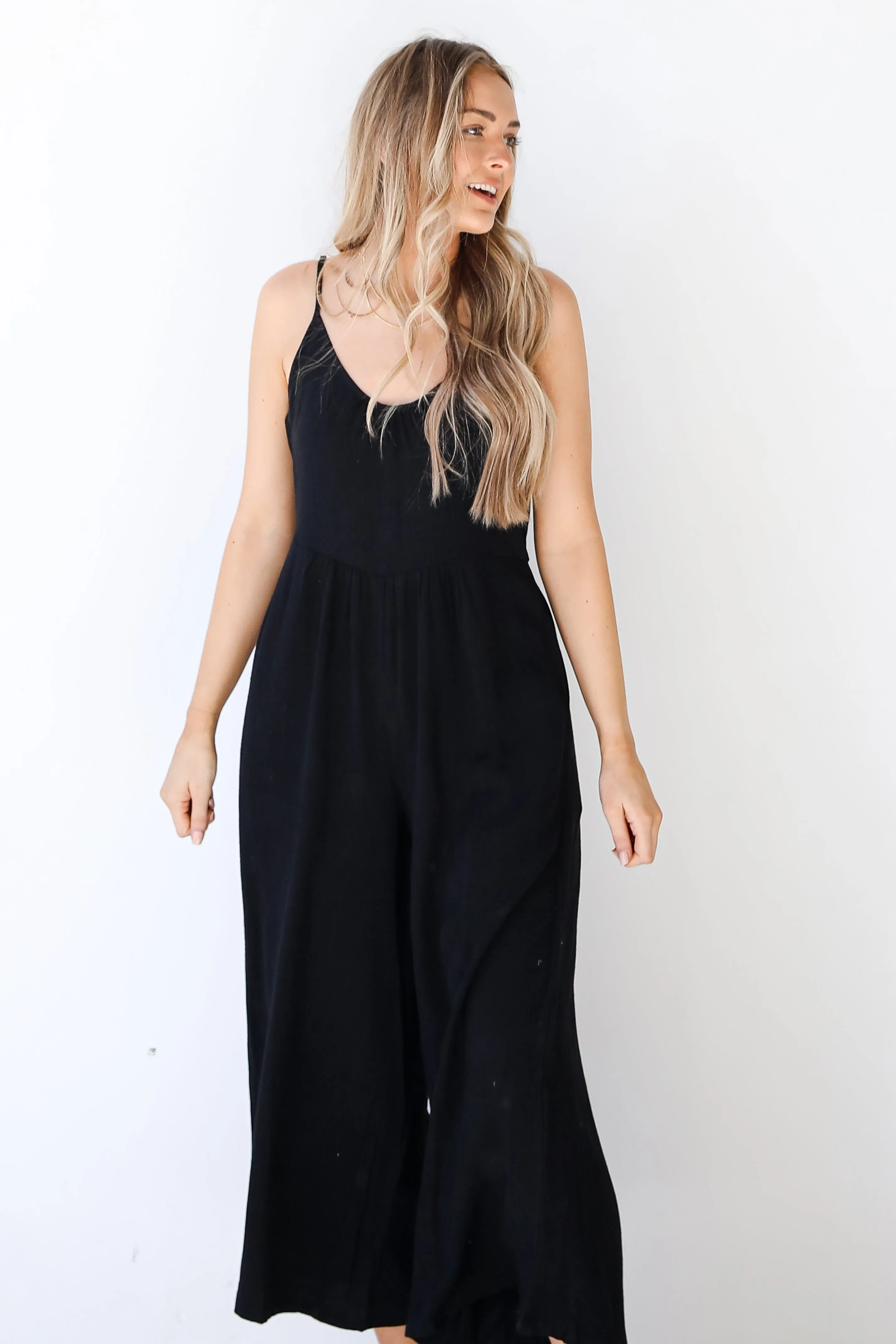 Making Memories Linen Jumpsuit