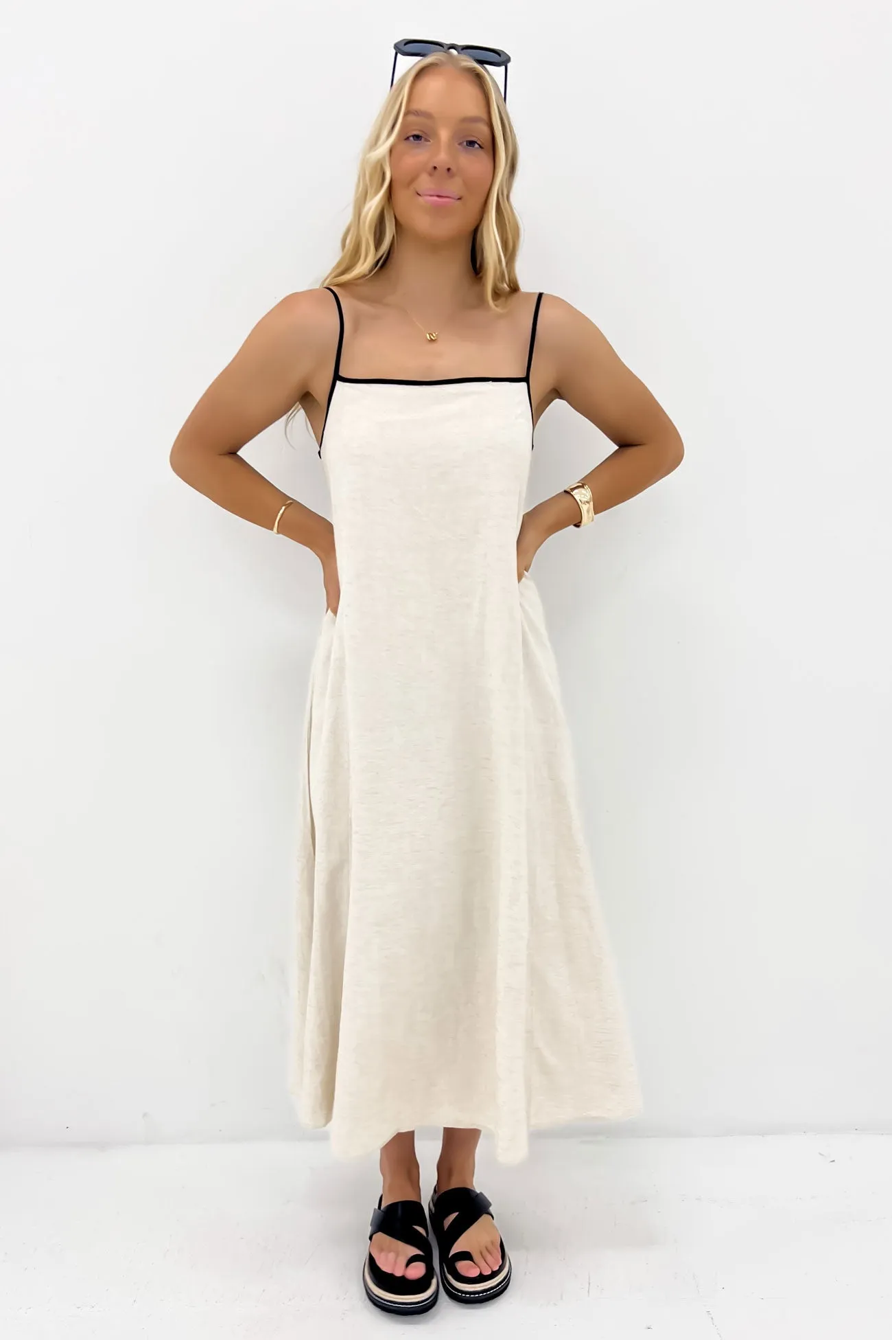 Milla Midi Dress Oatmeal