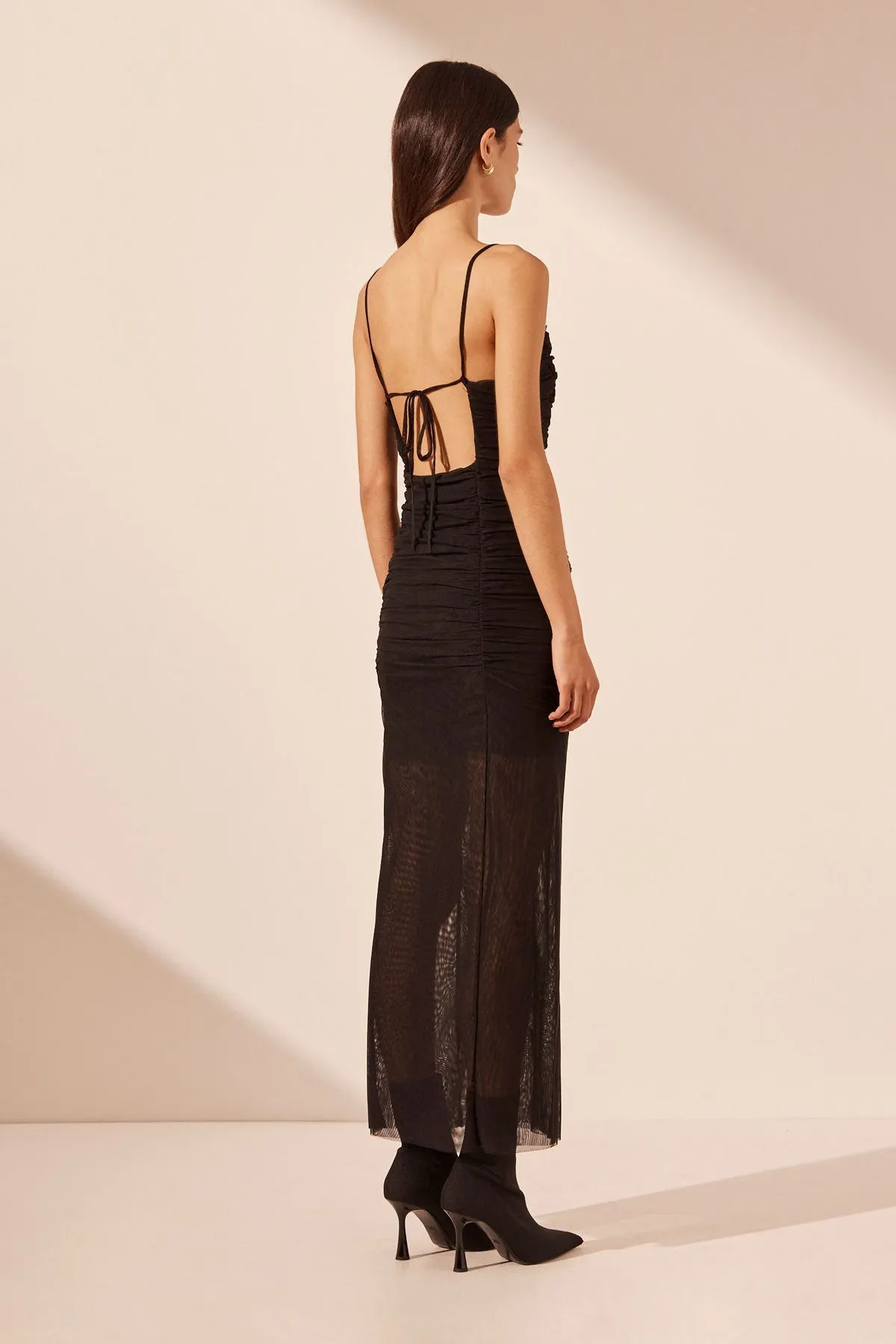 MIRA OPEN BACK RUCHED MIDI DRESS - BLACK