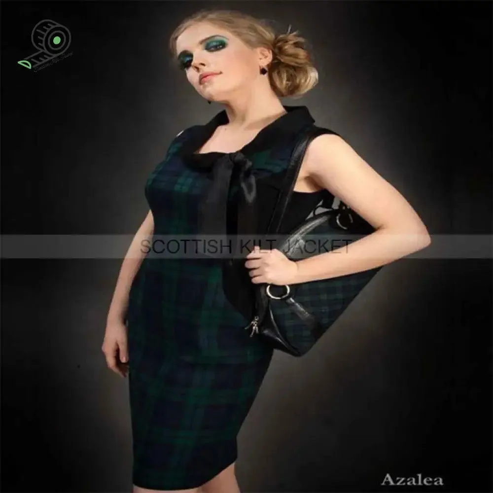 The short tartan dress, Azalea