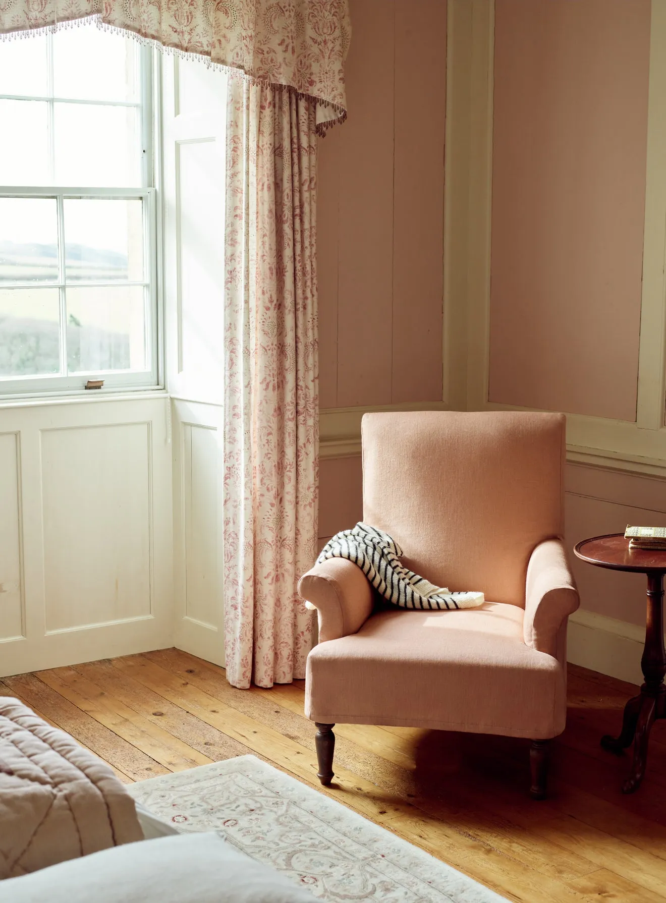 Wilford Armchair, Plaster Pink Linen